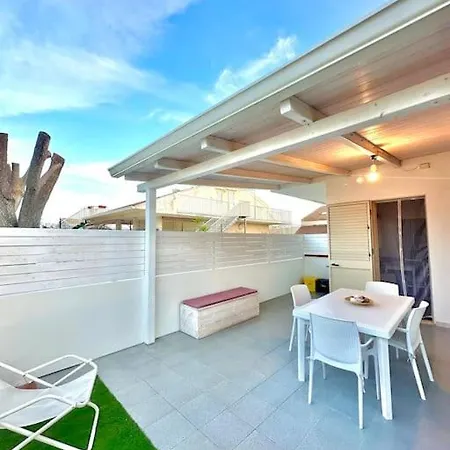 Travelliving •la Favorita Home•, Near