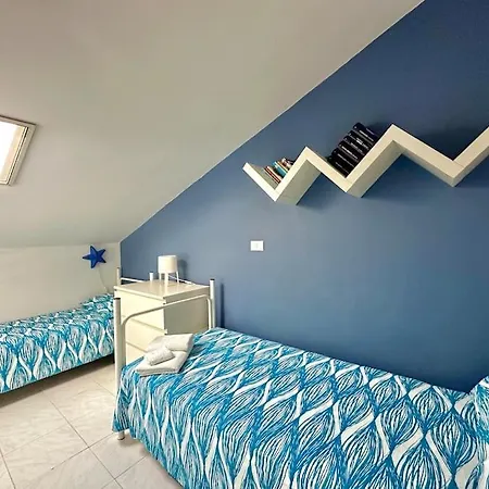 Travelliving •la Favorita Home•, Near Villaggio Azzurro