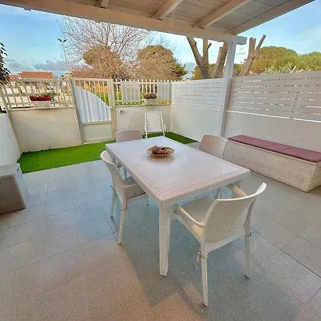 Apartment Travelliving •la Favorita Home•, Near *